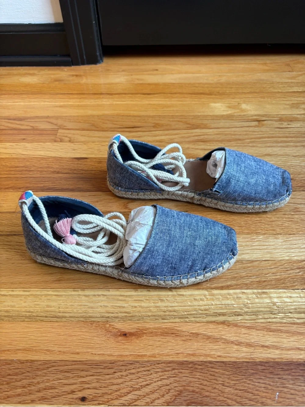 TOMS Women’s Katalina Chambray Espadrille